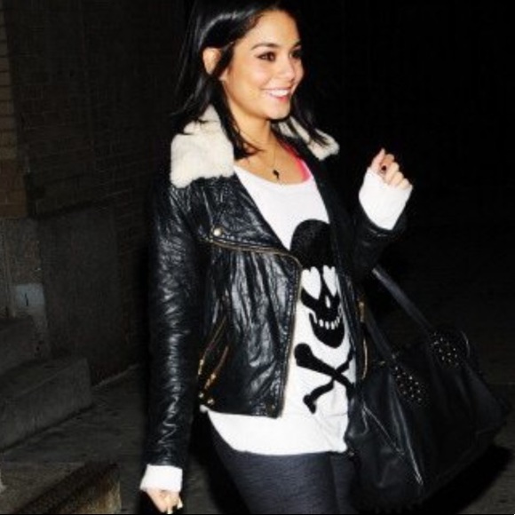 Wildfox Black & Silver Sequin Love Skull Halloween Relaxed Knit Sweater - Picture 9 of 10